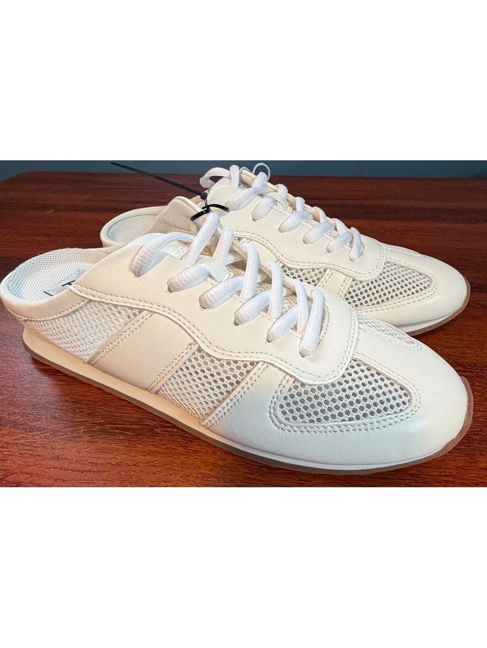 Aerosoles Jettson women's sneaker mule white 7.5